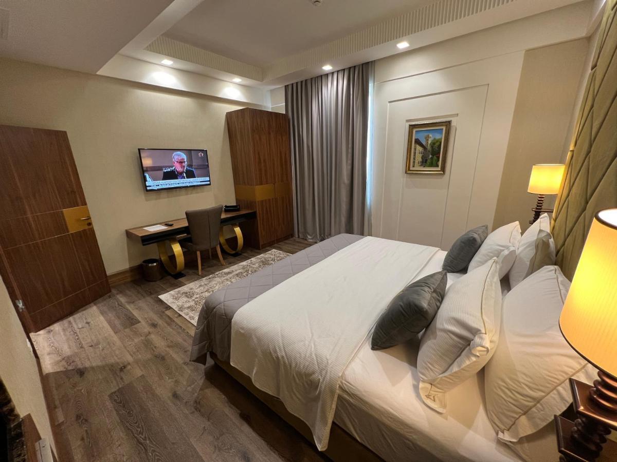 Hotel Golden Palace ชโคเดอร์ ภายนอก รูปภาพ