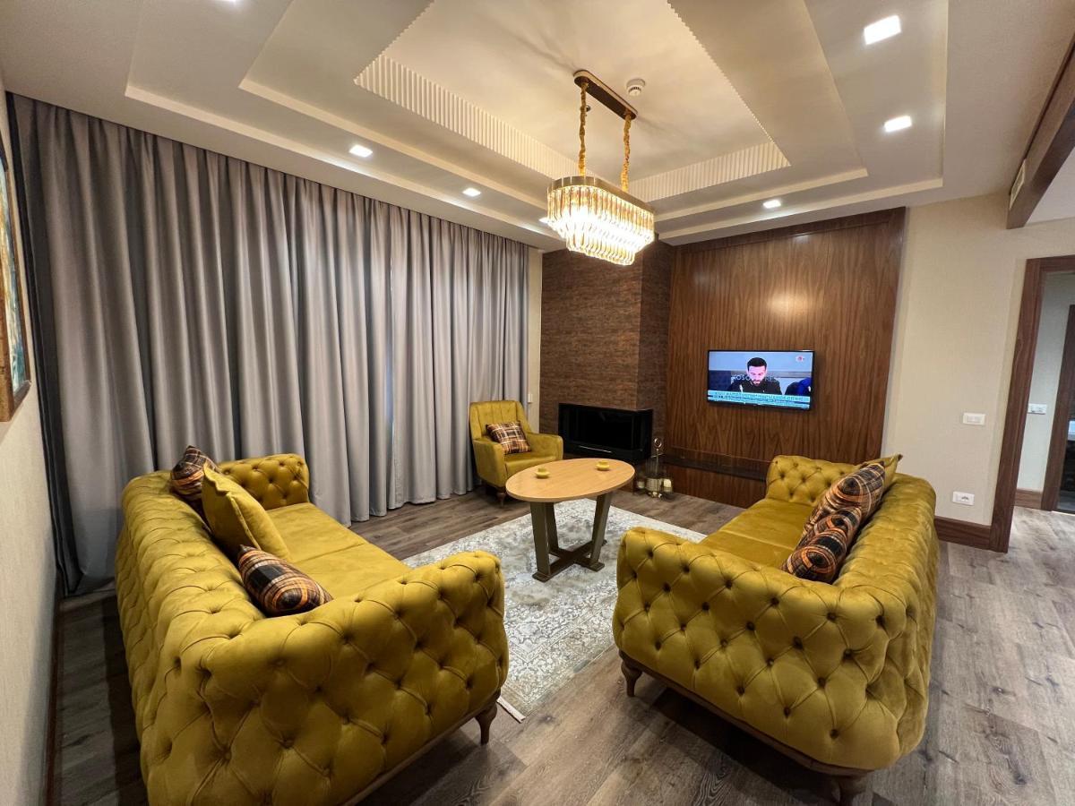 Hotel Golden Palace ชโคเดอร์ ภายนอก รูปภาพ